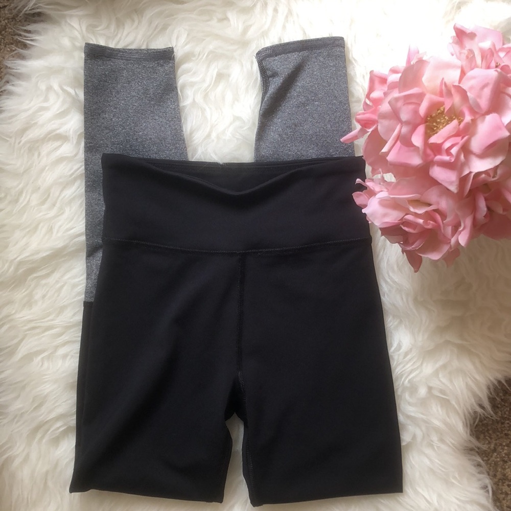 CHAMPION • 4 Item Athletic Wear Bundle Leggings & Running Shorts - Picture 7 of 16